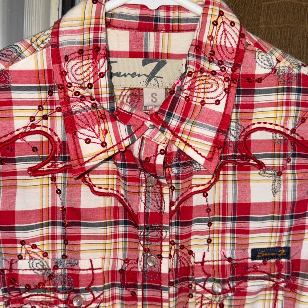 Seven snap up western blouse SMALL